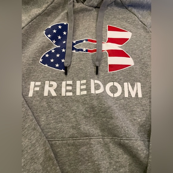 Under Armour American flag sweatshirt - Picture 4 of 4